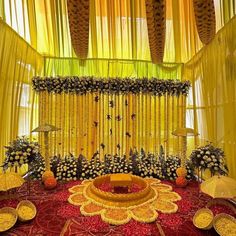 Book now with @sharmaflowerdecor Contact Us: 9810041125, 9650167818 . . #sharmaflowerdecor #weddingdecor #decorideas #weddingdecorideas #wedding #themehaldi #haldi #haldidecor #floralhaldi #haldiceremony #freshflowers #floraldecor Haldi Kumkum, Flower Garland Wedding, Flower Garland, Garland Wedding, Hindu Wedding, Indian Wedding Decorations, Flower Garlands