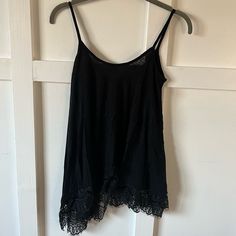 Freshman Women’s Xs Black Layering Loose Fit Camisole Tank Nwot Top Blouse Lace. Casual Black Camisole For Loungewear, Black Cami Tank Top For Loungewear, Black Tops With Adjustable Straps For Loungewear, Black Spaghetti Strap Loungewear Top, Black Lace Trim Spaghetti Strap Camisole, Black Camisole With Built-in Bra For Loungewear, Cotton Spaghetti Strap Tank Top For Night Out, Black Spaghetti Strap Camisole For Loungewear, Black Lace Top For Daywear