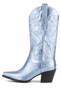 Everyday Boots, Closed Toe Heels, Leather Western Boots, Western Leather, Jeffrey Campbell Shoes, Heeled Loafers, Mid Calf Boots, Classic Leather, Cowgirl Boots