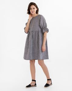 Take Yourself On A Date, Summer Dress Linen, Doll Silhouette, Wrinkled Clothes, Black Gingham, Elegant Colors, Dress Linen, Women Midi, Gingham Dress