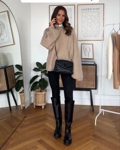 Chelsea Knee High Boots Outfit, Work Outfits Knee High Boots, Black Boots For Winter, High Knees Boots Outfit, Winter Outfits High Boots, Hailey Bieber Black Boots, Knee High Boots Outfit With Pants, Winter Outfit Knee High Boots, Knee Long Boots Outfit