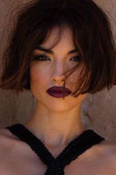 Famous Bob Hairstyles, Pixie Growout, 90s Short Bob, Really Short Bob, Lavender Hair Colors, Short Layered Bob Haircuts, Modern Short Hairstyles, Split Dyed Hair, Short Shag Haircuts