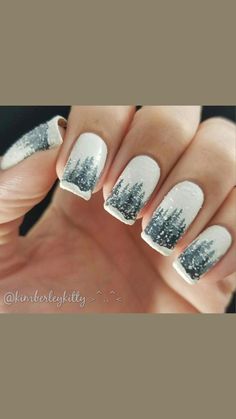 Tree Nails Designs, Nail Teaching, Nature Inspired Nails, Christmas Winter Nails, Forest Nails, Bejeweled Nails, Ongles Gel Violet, Unghie Nail Art, Holiday Nails Christmas