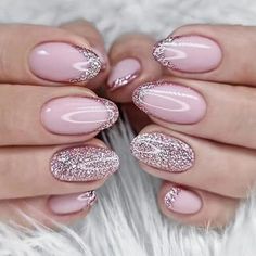 Return Policy Fast Delivery Trusted seller French Tip Press on Nails Short Oval Pink Fake Nails with Glitter Gold Design Gel Almond Glue on Nails for Women Girls Acrylic False Nails with Glue Stick on Nails for Wedding Birthday 24Pcs Product Description [Diversified and unique styles] integrates design into human nature, focusing on the flexible use of points, lines and surfaces to release inspiration freely, create a space that the soul desires, and lead the fashion trend of nail art. Classic White and Black, Pink, Blue, French, Flowers, Emo, Heart, Bling, Curved, Swirl, Flame Fake Nails... Every stroke is vivid and meticulous, will make your mani the talk of the town. [Safe and Sturdy Design] Unique micro-thickening design to prevent fake nails tips from cracking, acrylic nails environme Nail Art Paillette, Glitter French Tips, Valentine Nails, Nagel Tips, Manicure Diy, Manicure Tips, Fake Nails With Glue, Pedicure Nail Art, Nailed It