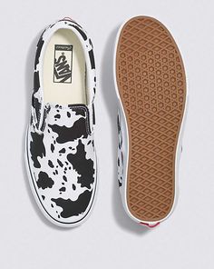 Customs Cow Print Slip-On White Canvas Vans Slip-on Sneakers, Vans White Canvas Slip-on Sneakers, Cow Print Converse, Van Shoes, Cute Vans, Cowboy Shoes, Checkered Vans, Vans Store, Country Style Outfits