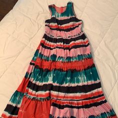 Tyler Boe- Rachel Tie Dye Maxi Dress. Euc. Smoke And Pet Free. Tie Dye Maxi Dresses, Red Green, Dresser, Tie Dye, Maxi Dress, Womens Dresses, Dresses, Women Shopping