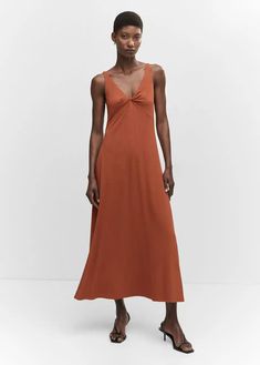 Fall Fashion Color Trends: Elevate Your Style with the Season's Must-Have Shades - the gray details Mango Maxi Dress, Womens Knit Dresses, Flared Dress, Women Trends, Color Trends