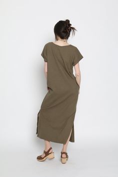 Maxi-length with dual side slits. Made with our hemp & organic cotton jersey. Barcelona Dress, Conscious Clothing, Michigan Usa, Thermal Top, Hand Embroidery Patterns, Sustainable Clothing, Cairo, Striped Long Sleeve, Waist Tie