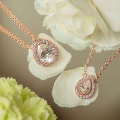 Pear-cut cubic zirconia pendant necklace in a halo of pave cubic zirconia crystals that sparkle beautifully from every angle. Petite in size and lightweight. Rose Gold Vermeil Cubic Zirconia pave crystals Hypoallergenic, lead and nickel free Pendant Height: 11mm x Width: 8mm Chain Length: 16-18in (41-46cm) #N297 Sparkling Rose Gold Cubic Zirconia Necklace, Teardrop Pendant Necklace With Halo Setting For Wedding, Back Necklace, Jewelry Bridal, Teardrop Necklace, Rose Gold Necklace, Bridal Accessories, Gold Vermeil, Body Jewelry