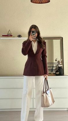 Female Office Outfits, Old Money Fashion, Female Office, Money Fashion, Chic Fall Outfits, Stylish Work Attire, Corporate Outfits