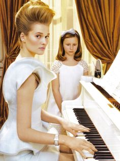 MILES ALDRIDGE Miles Aldridge, Stepford Wife, Magnificent Mile, Toni Garrn, Domestic Goddess, Celebrity Trends, Armani Prive, Oui Oui