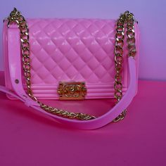 High Five Pin woman fashion PVC handbag with gold chain handle . pretty pink jelly bag Main material : PVC Shape : Square Closure Type:cover handle :single handle with gold chain Trendy Plastic Shoulder Bag For Party, Pink Bags With Gold-tone Hardware As A Gift, Pink Bags With Gold-tone Hardware, Pink Bag With Chain Strap, Pink Chain Strap Bag, Trendy Pink Bag With Gold-tone Hardware, Pink Bags With Chain Strap For Gifts, Pink Bags With Chain Strap As Gift, Pink Bag With Chain Strap As Gift