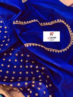 Ikat Blouse Designs, Lengha Blouse Designs, Brocade Blouse Designs, Mirror Work Blouse Design, Blouse Designs Catalogue, Pattu Saree Blouse Designs, New Saree Blouse Designs, Cutwork Blouse Designs, Wedding Blouse Designs