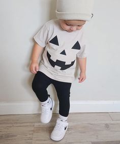 Gender neutral Halloween short sleeve tee! Brand- Bella & Canvas BODYSUIT SIZES: 0-3 months  3-6 months 6-12 months 12-18 months T-SHIRT SIZES: 2T 3T 4T COLOR OPTIONS: Heather dust with black heat transfer vinyl  Exchanges & Returns: I do not accept returns or exchanges on any personalized items unless it is a mistake on our end.  Please make sure you read the description and sizing of all items before checking out. Also make sure to follow all instructions while checking out. Any information that is not provided when you check out will delay your delivery.  Please check your messages in Etsy or the email notifications you receive for any questions I have for you so I can make sure your purchase is made exactly as you would like!  Please contact me directly if you have any issues or concer Neutral Halloween, Halloween Bodysuit, Youth Shirt, Kids' Fashion, Transfer Vinyl, Heat Transfer Vinyl, 3 Months, Heat Transfer