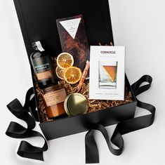 Nightcap Whiskey Cocktail Curated Gift Box Wine Baskets Gift Ideas, Christmas Gift Box For Men, Christmas Gifts For Husband From Wife, Stock The Bar Gift Ideas, Alcohol Gift Basket, Bourbon Gifts Basket, Gifts For Whiskey Lovers, Alcohol Gift Baskets, Baskets Diy