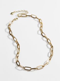 Our best-selling chain link gets an uber wearable update featuring mini links in necklace form. This style is a chic and easy solo add on for when you want to quickly look put together. Gweneth Paltrow, Gold Chain Necklaces, Jewelry Product Shots, Necklace Combo, Chunky Chain Necklace, Custom Initial Necklace, Chunky Chain Necklaces, Gold Medallion, Nameplate Necklace