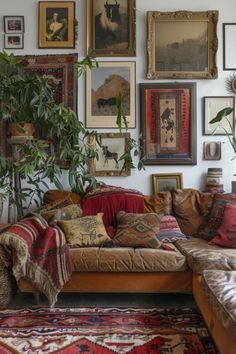 Vintage Decor Styling, American Traditional Decor, Vintage Living Room, Boho Living Room, Eclectic Home, Dream House Decor