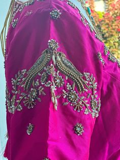 Embroidery Blouse Size : 38-42 For more details ,please send an email to info@haascollections.com Pink Embellished Blouse With Traditional Drape, Silk Blouse With Floral Embroidery For Reception, Festive Designer Tops With Embroidered Sleeves, Embellished Pink Blouse For Reception, Elegant Designer Blouse With Embroidered Sleeves, Elegant Blouse With Embroidered Sleeves For Designer Wear, Traditional Embellished Embroidered Top For Wedding, Multicolor Embroidered Top For Wedding With Intricate Details, Multicolor Embroidered Top For Wedding