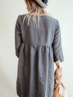 Chic Flowy Linen Dress, Fall Ramie Dresses, Elegant Linen Tunic Dress, Spring Linen Dress For Gatherings, Bohemian Daywear Linen Dress, Bohemian Linen Tunic Dress, Relaxed Fit Linen Tunic Dress, Bohemian Linen Dress For Fall, Elegant Linen Tunic For Fall