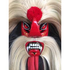 🌸FREE SHIPPING🌸 The Bujang Ganong mask is one of the complementary masks for the traditional art of Reog Ponorogo, Bujang Ganong is the Patih of Prabu Kelono Sewandono who created the Reog art. material:  - wooden mask - Sintetic hair - peacock feather decoration on the forehead mask this mask beautiful as wall decor in your house, office, hotel or cafe...also perfect to use at halloween party 😍 for souvenir, gifts, etc. Traditional Mask, Wooden Mask, Feather Decor, House Office, Office Hotel, Painting Art Projects, Peacock Feather, Painting Art, Traditional Art