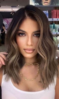 30 Stylish Medium Length Haircuts To Try : Mushroom Blonde Face Highlights I Take You | Wedding Readings | Wedding Ideas | Wedding Dresses | Wedding Theme Haircuts Unique, Haircuts Feminine, Mushroom Blonde, Baylage Hair, Haircuts To Try, Brown Hair Looks, Brown Hair Inspo