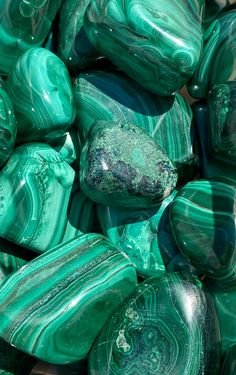 To keep our prices low, we do not send labels with our stones. If you have trouble identifying something you receive feel free to email us photos and we will assist. Thank you! This is for one tumbled malachite. Choose between Medium or Large. We will handpick one stone for you. The stone will be from the batch that is pictured, however it may not be a stone from the photo as the batch was quite large. Malachite amplifies energies of all kinds, both positive and negative. Said by some to be one Malachite Aesthetic, Protection Crystals And Stones, Gemstone Aesthetic, All Things Green, Malachite Crystal, Malachite Green, Rock Textures, Malachite Jewelry, Crystals Healing