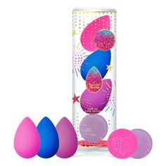 PRICES MAY VARY. Bundle: A limited-edition set of three beautyblender makeup sponges, two new blendercleanser solid cleansers, and a scrub mat for a flawless application every time. Smooth Blend: The award winning aqua-activated sponge grows to about twice its size when wet and absorbs minimal product, so your formula lands on your complexion and not your sponge. Bounce and blend the soft beauty sponge to a smooth finish. Multi Use Makeup Sponge: The Original, Amethyst, and Sapphire Beautyblende Iconic Makeup, Beauty Blender Sponge, Makeup Blending, Real Skin, Makeup Icons, Makeup Sponges, Essentials Set, Soft Beauty, Brush Cleanser