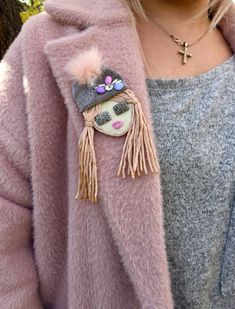 Winter Fashion Girl Brooch, Pin Brooches - Etsy Doll Brooch, Mandala Jewelry, Safety Pin Brooch, Fabric Brooch, Bead Embroidery Tutorial, Beaded Sweater, Hand Embroidery Tutorial, Embroidery Tutorial, Tag Holder