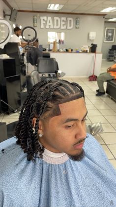 Low taper with twists Low Taper Locs, Taper Fade With Dreads, Mid Taper, Low Taper Fade, Low Taper, Taper Fade Haircut, Taper Fade, Men Hairstyles, Undercut Hairstyles