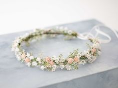 This beautiful flower crown is a lovely accessory, perfect for a party, or wedding.  Our stunning faux flowers look like the real. Head circumference:  one size fits all (adjustable) / fits adults and older children If the crown should fit the baby, after buying please give head circumference Flower Crowns Bridesmaids, White Flower Crown Wedding, Flower Girl Halo, Headband Bride, Flower Headband Wedding, Flower Crown Bridesmaid, White Flower Crown, Baby Flower Crown, Bee Wedding