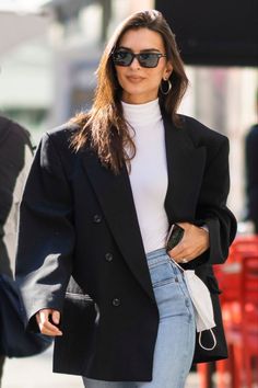 Emily Ratajkowski Outfits, Coordinated Outfits, Emily Ratajkowski Style, Camila Morrone, Classy Work Outfits, November 9, Emily Ratajkowski, Celebrity Street Style