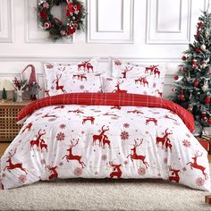 PRICES MAY VARY. 🎅REVERSIBLE DUVET COVER: Adorned with Christmas-inspired double-sided prints, this duvet cover features reindeer and snowflakes on the front, and red plaid on the reverse. This beautiful, soft holiday duvet cover set will make any bedroom fill with holiday cheer 🎅SOFT BRUSHED MICROFIBER: The Christmas duvet cover set is made from brushed fabric, offering soft and comfortable feeling, helping you get a comfy sleep. This bedding set will make your home beautiful in cold Christma Red Duvet, Christmas Duvet Cover, Christmas Bedding Set, Christmas Duvet, Patterned Bedding, Christmas Bedding, Cama Queen, Quilted Duvet Cover, Print Comforter