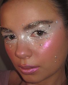 Halloween Makeup Look, Maquillage On Fleek, Smink Inspiration, Ethereal Makeup, Dope Makeup, Make Up Inspo, Glitter Makeup, Editorial Makeup