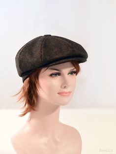 Shop elegant brown and black wool hat with visor for women and men to complement a casual look or give a great Christmas gift! All our hats are made by us with great care and love in our handmade fashion design studio. ■ MADE TO ORDER: up to 3-5 business days from payment date (before shipping) ■ Size chart: see photo #2 ■ Size adjustable with invisible elastic band sewn in at back ■ Made of premium quality coat wool fabric in beautiful black and ginger with diagonal texture ■ Additional colors Newsie Hat, Womens Newsboy Cap, News Boy Cap, Fashion Design Studio, Peaky Blinders Hat, Fashion Designer Studio, Cabbie Hat, Baker Boy Hat, Newsboy Hat