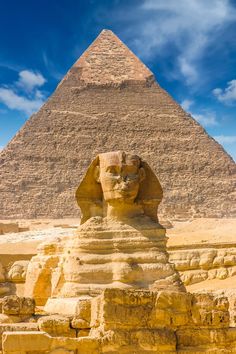 the great sphinx and pyramid in giza, egypt