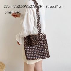 Brown Summer Shoulder Bag Fashion Accessory, Trendy Brown Crochet Pouch Bag, Brown Square Shoulder Bag, Trendy Handheld Crochet Bag In Brown, Trendy Brown Handheld Crochet Bag, Brown Crochet Mobile Phone Bag, Hand Beaded Bag, How To Make Purses, Diy Bags