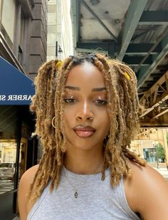 Short Brown Locs Black Women, West Indie Ray Locs, Loc On Black Women, Dreadlocks Hairstyles Black Women, Locs Women Hairstyles, Short Natural Locs Black Women, Natural Dreadlocks Black Women, 4c Loc Styles, Locs Ideas Black Women