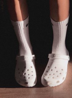 Aesthetic Crocs, Birks Outfit, Shoe Refashion, White Crocs, Shoe Cake, Nike Socks, Aesthetic Fits, Shoe Inspo