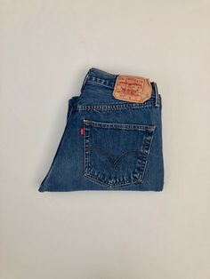 Mens Levis Jeans, Mens Jeans Guide, Shorts Levis, Mens 80s, Jacket Patches, Jeans Outfit Men