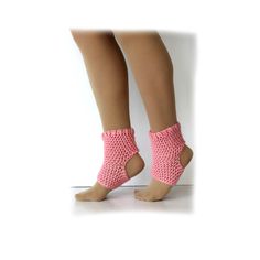 This pattern is written for the intermediate/ advanced Crocheter. Siena's Maine Design Original Pattern. This Pattern includes many Step by step photos. This Pattern includes 3 sizes! That's three patterns for one price! USA Ladies sizes 5-7.5 (8-10, 10-11.5) To make these socks you will use a size H/8-5.00MM Crochet hook. And a worsted weight Alpaca, Or Alpaca Blend yarn of your choice. ** THIS IS THE PATTERN ONLY! INSTANT DIGITAL DOWNLOAD ~ PDF FILE ~ No refund or exchanges. ** THIS IS THE PAT Crochet Yoga Socks, Yoga Socks Pattern, Baby Socks Design, Crochet Yoga, Ankle Warmers, Socks Crochet, Crochet Baby Socks, Crochet Socks Pattern, Sock Organization