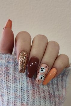 Embrace the cozy vibes of autumn with these warm and trendy fall nail designs! From rich shades of burgundy, mustard, and burnt orange to earthy tones like olive green and taupe, these nails perfectly capture the essence of the season. Add subtle leaf patterns, plaid designs, or even minimalist gold accents for a touch of elegance. Whether you prefer glossy or matte finishes, these fall nails are perfect for every occasion, from pumpkin picking to cozy nights in. Get inspired and try these easy-to-achieve designs this fall!

#FallNails #AutumnNailArt #CozyNails #NailTrends #FallManicure November Fall Nails, Trendy Fall Nail Designs, Fall Nail Design, Ideas For Autumn, Fall Manicure, Leaf Patterns, Shades Of Burgundy, Pumpkin Picking