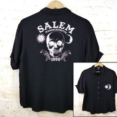 Hot Topic Skull Salem Oversized Button Shirt Womens S Black Goth Witch Moon New Without Tags, Hot Topic Skull Salem Oversized Button Shirt Womens S Black Goth Witch Moon Size: S (Ovesized) ***I Would Recommend Comparing Sizes To A Similar Garment From Your Closet To Determine If The Size Fits You. Measurements: Armpit-To-Armpit: 21 1/2 Full Chest: 43 Collar/Shoulder Point To Bottom Hem: 25 Details: Get Some Major Witchy Vibes With This Black Oversized Button-Up. Printed On The Front With A Moon Wiccan Shirt, Oversize Tshirt Outfits, Witch Moon, Goth Witch, Black Punks, Black Goth, Rock T Shirts, Witchy Vibes, Tshirt Outfits