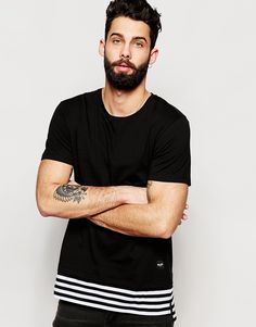 Only & Sons Longline T-Shirt with Stripe Hem Unique Shirt, Logo Designer, Clothes For Men, Future Fashion, T Shirt Vest, Sportswear Women, T Shirt Ideas, Apparel Design