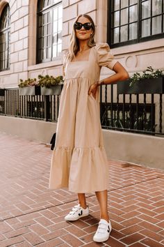 Beige Casual Dress, Linen Dress Sneakers Outfit, Dressed Up With Sneakers, Maxi Dresses With Sneakers, Dresses Sneakers Outfit, Summer Maxi Dress Outfit Casual, Casual Beige Dress, Sneaker Dress Outfits Women, Beige Maxi Dress Outfit