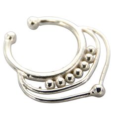 Layered septum ring, with small dots inside. For a non-pierced nose that everywhen can wear. For a pierced nose septum, from the same design, click here: https://etsy.me/38pAThu Description ♦ This gorgeous septum is made of brass, sterling silver, gold plated brass - choose at checkout ♦ For the non-pierced nose, anyone can wear. ♦ Total diameter: 12.5mm = 0.49'' ♦ Total width: 12mm = 0.47'' ♦ Nickel Free! ♦ SHIPPING TO THE U.S WITHIN 5 BUSINESS DAYS! How to clean the septum? Brass and silver ox Fake Septum Piercing, Fake Septum Ring, Faux Septum Ring, Faux Septum, Etsy Jewellery, Ring Indian, Fake Nose, Septum Jewelry, Fake Piercing