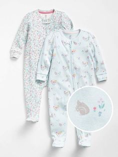 Gap Bunny Floral Footed One-Piece (2-Pack) Stylish Baby Girl Outfits, Baby Dresses, Stylish Baby, Clothes Shop, Girls Rompers, Kids Pajamas, Baby Gap