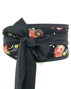 Make one like this, site has a detailed tutorial Obi belt Kimono Black by loobyloucrafts Obi Belt Diy, Obi Belt Pattern, Individual Twist, Make A Belt, Kimono Belt, Belt Kimono, Japanese Obi