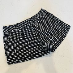 Never Worn Tommy Hilfiger Shorts, Polka Dot Shorts, Polka Dot, Tommy Hilfiger, Polka Dots, Dots, Black White, Size 6, Womens Shorts