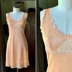 SCANDALE 40s 50s Vintage FRANCE Nighty Slip Nightgown Lingerie Peach 44/Medium | eBay Short Dress Patterns, Boutique Inspiration, Vintage Nightgown, 50s Vintage, 40s Fashion, Vintage Couture, Vintage Lingerie, Halter Formal Dress, Night Gown