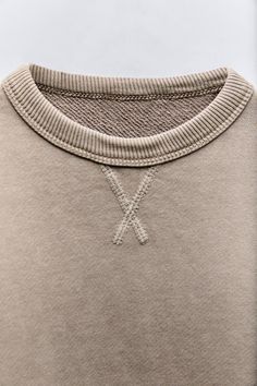 HIGH WEIGHT SWEATSHIRT - Taupe gray | ZARA United States Winter Sweatshirt With Ribbed Collar For Everyday, Zara Casual Sweatshirt For Fall, Zara Crew Neck Tops For Winter, Casual Zara Sweater With Ribbed Cuffs, Zara Casual Sweater With Ribbed Cuffs, Zara Sweatshirt For Fall Loungewear, Zara Casual Fall Sweatshirt, Zara Sweater For Fall Loungewear, Zara Casual Sweater For Loungewear